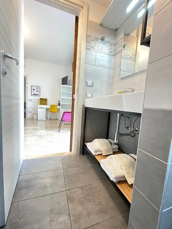 Smart Design Apartment Central Station Bergamo