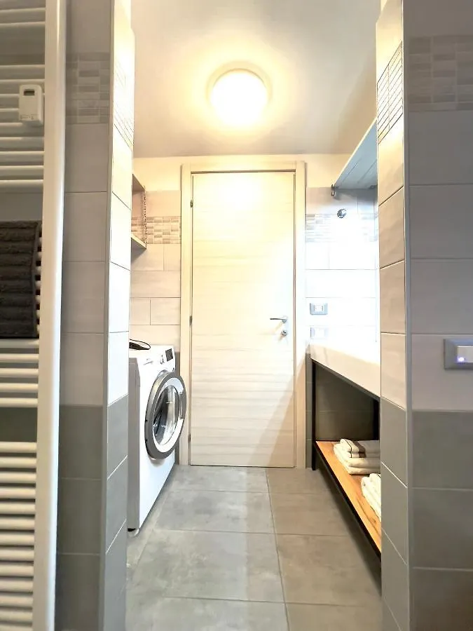 Smart Design Apartment Central Station Bergamo Włochy