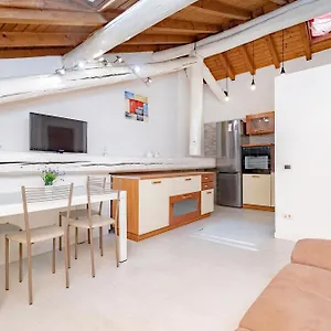 Apartament Appartamento Bergamo 24, Bergamo